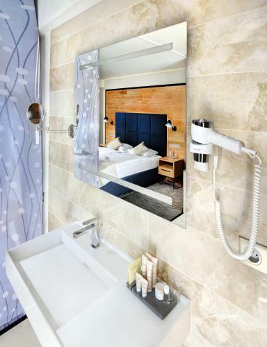 Hotel Galeria Thermal Be?e?ov�