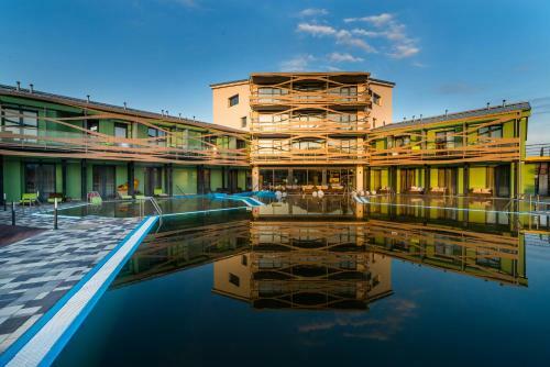 Hotel Galeria Thermal Be?e?ov�