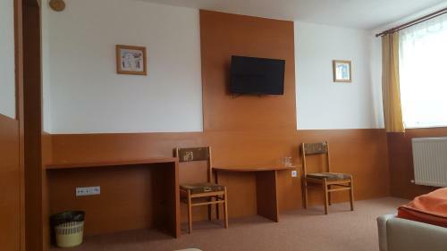 Hostal Penzion Mirabel