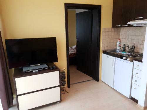 Apartment 131 Be?e?ov�