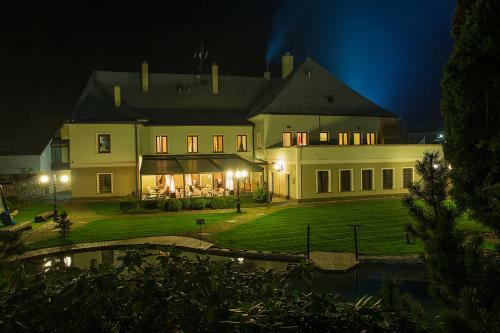 Hotel K�ria Beckov - Penzi�n