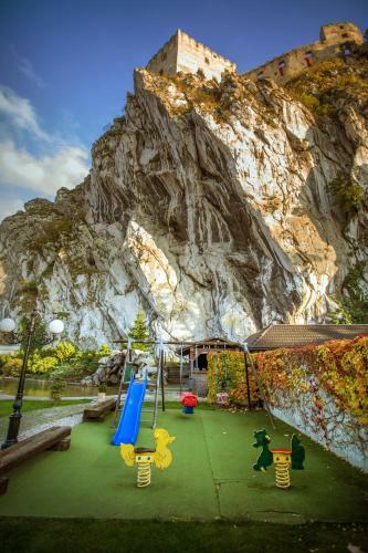 Hotel K�ria Beckov - Penzi�n