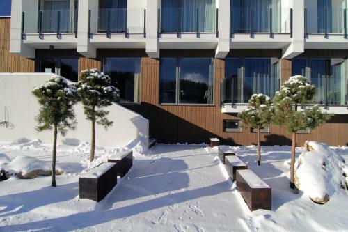 Penzi�n A Apartm�ny Moravica