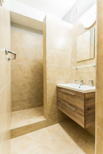 Albergue Penzion Cestar