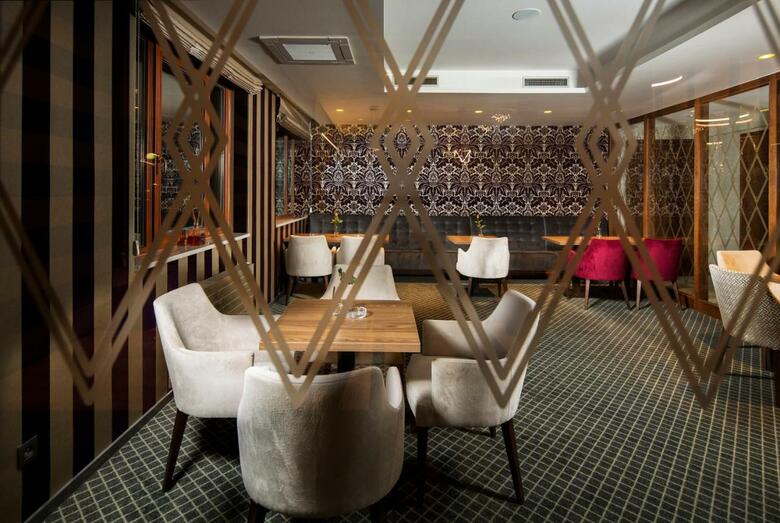 Hotel Kult�ra