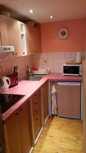 Hostal Privat Lena
