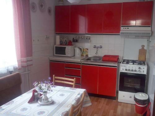 Retro Cottage Osturna