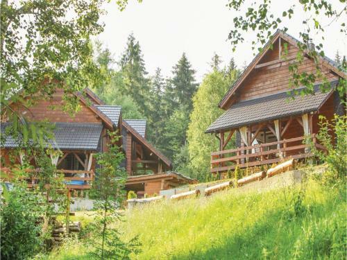 Three-bedroom Holiday Home In Oscadnica