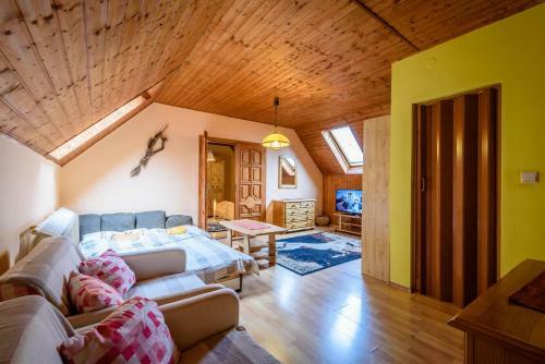 Hostal Rezort U Bobiho