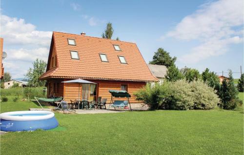 Three-bedroom Holiday Home In Partizanska Lupca