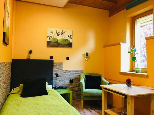 Hostal Penzi�n Hradby