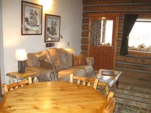 Rye Creek Lodge