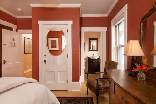 Hostal Lake House At Ferry Point