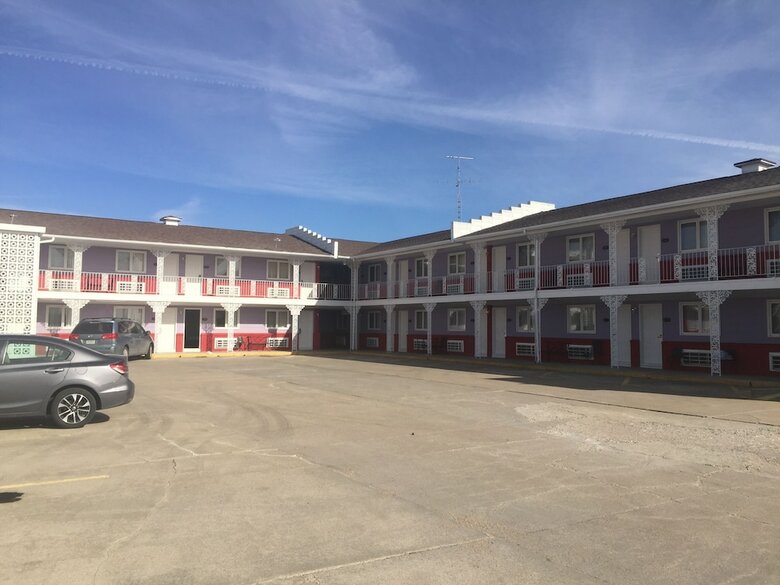 Circle S Motel