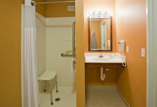 Hotel Grandstay Apple Valley