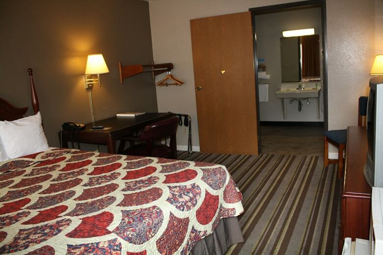Hotel Super 8 Hazard Ky