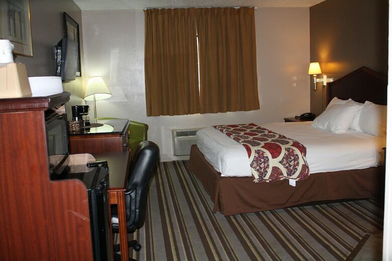 Hotel Super 8 Hazard Ky