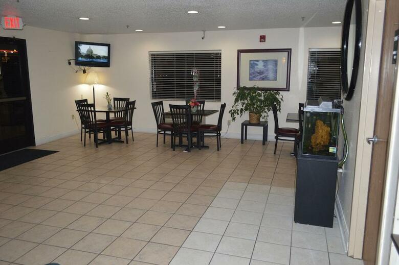 Hotel Super 8 Hazard Ky