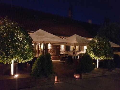 Hostal Barock Restaurant & Pension