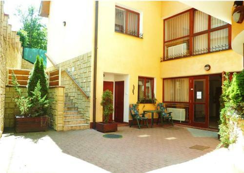 Hostal Penzi�n Harmona