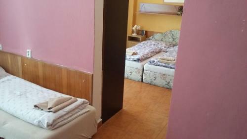 Hostal Garni Hotel Sonata