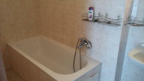 Hostal Garni Hotel Sonata