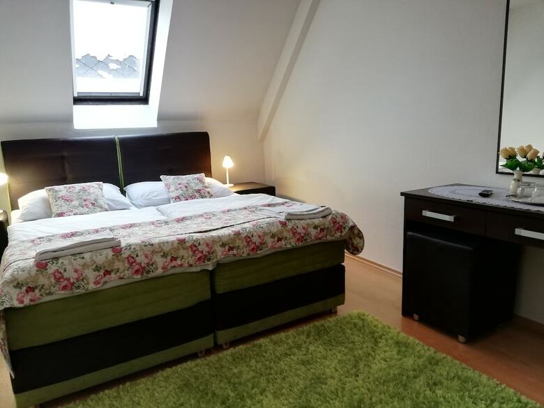 Hostal Penzion Panda