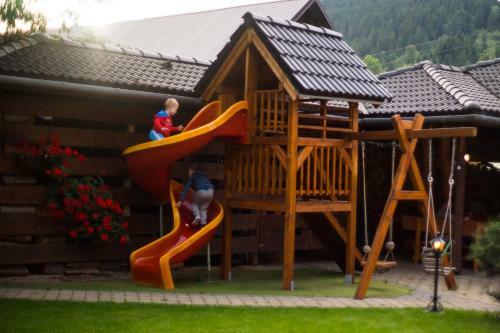 Hostal Penzi�n Kastiel Hanus