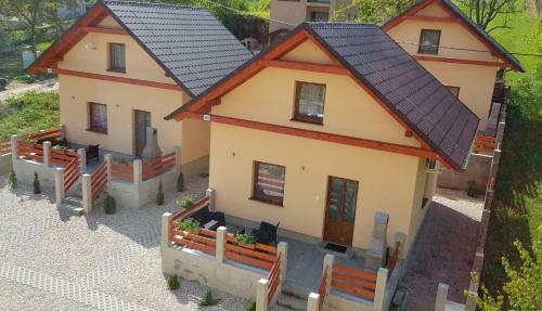 Bungalows Michalka - Podh�jska