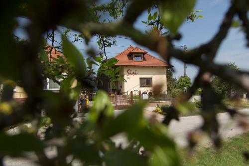 Hostal Rekrea?n� Dom Sisi