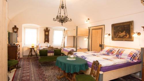 Hostal Zemianska K�ria Vacht�r