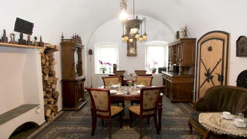 Hostal Zemianska K�ria Vacht�r