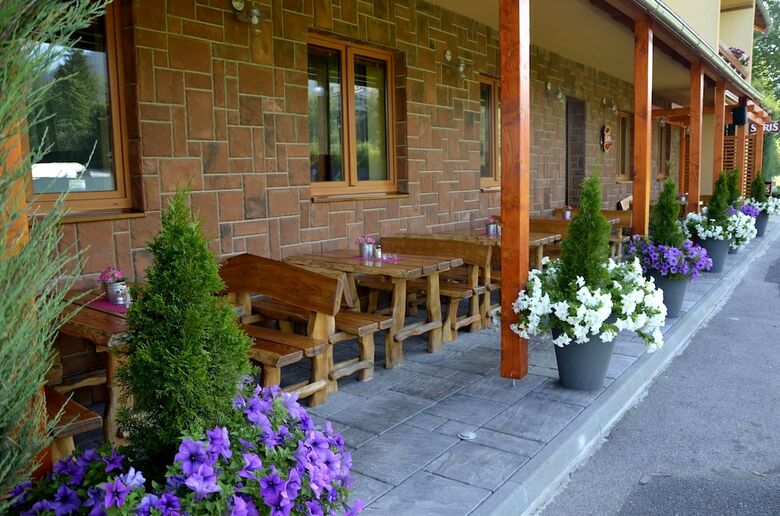 Hostal Penzion Larion Wellness