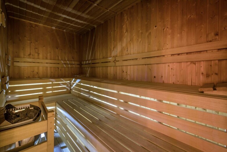 Hostal Penzion Larion Wellness
