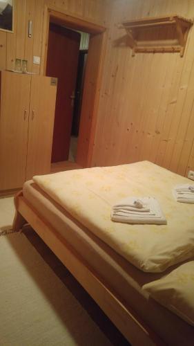 Hostal Penzi�n Bu?n�k