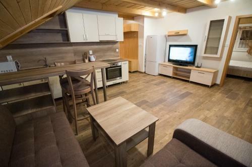 Hostal Penzi�n Po?ana
