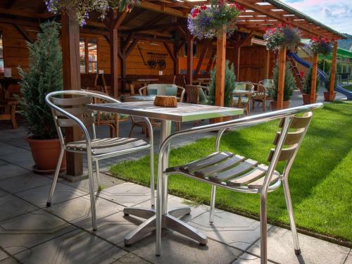 Hostal Penzi�n Po?ana
