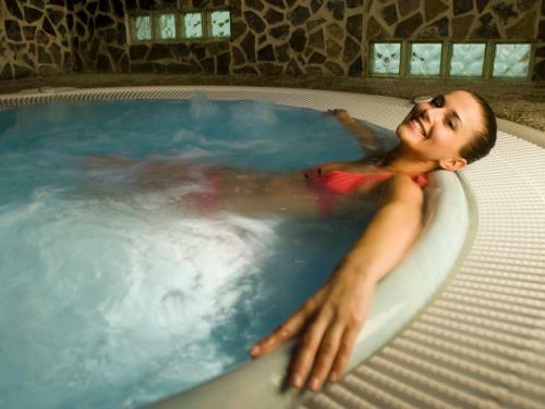 Hotel K�pele ?t�s
