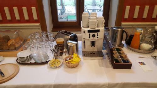 Hotel Top Penzi�n Mar�na
