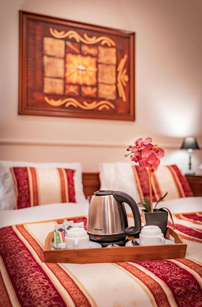 Hotel Capital