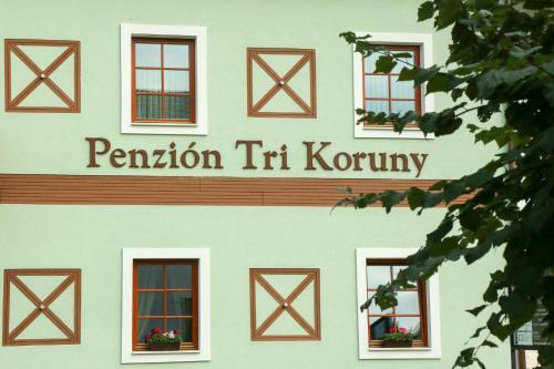 Hostal Guest House Tri Koruny
