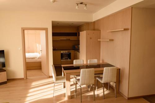 Hotel Lesna - Apartmanove Domy