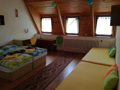 Hostal Hotel Tatrania