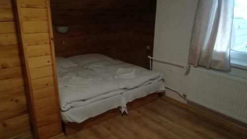 Hostal Penzi�n Toliar