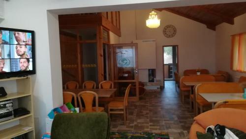 Hostal Penzi�n Toliar