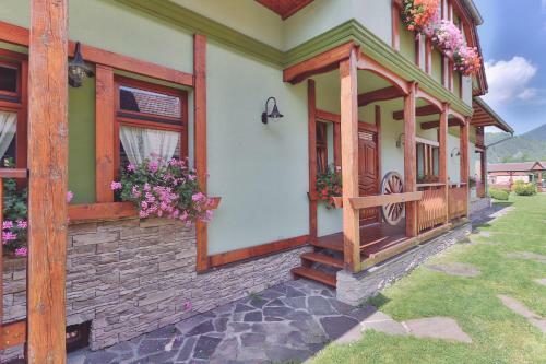 Hostal Holiday Resort ?v�rny