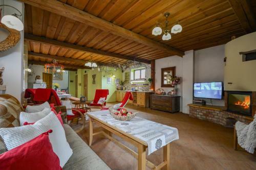 Hostal Holiday Resort ?v�rny