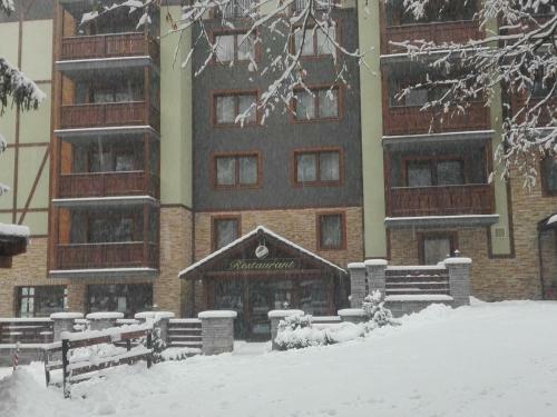 Aparthotel Fatrapark 2 Apartments House