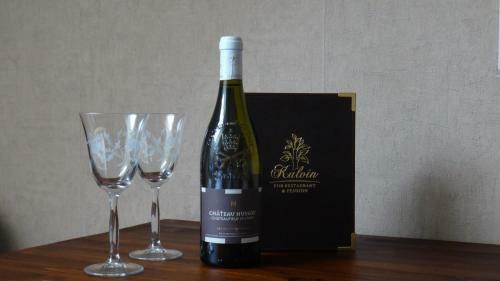 Hostal Kalv�n Restaurant & Pension
