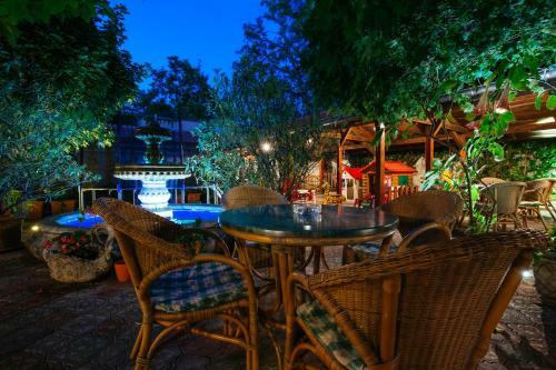 Hotel Centr�l ?a?a